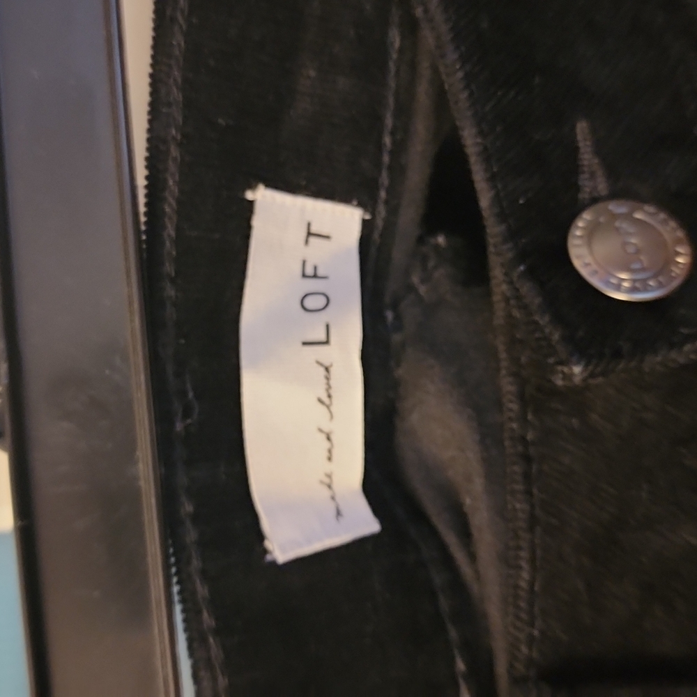 Loft Curvy Skinny Black Jeans